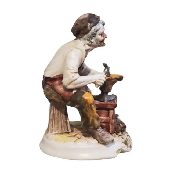 Vintage Capodimonte Cobbler Shoe Maker Figurine Statue Sculpture Made in Italy
